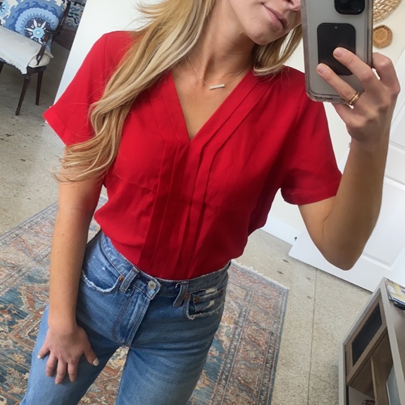 Red blouse - Picture 2 of 3